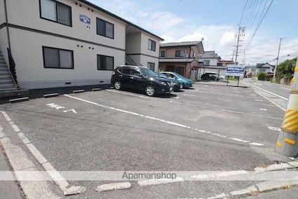 ＭＩＬＫＹＷＡＹ　ＳＴ５[2DK/42.84m2]の駐車場1