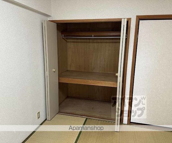 今井ドゥーズィエムの内装写真
