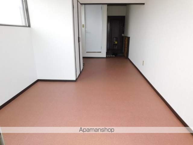 北沢江の木ビルの内装写真