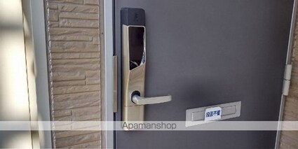 レオパレスコシバ[1K/20.81m2]の玄関