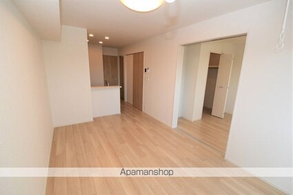 アラドハント　Ｄ[2LDK/58.67m2]のリビング・居間