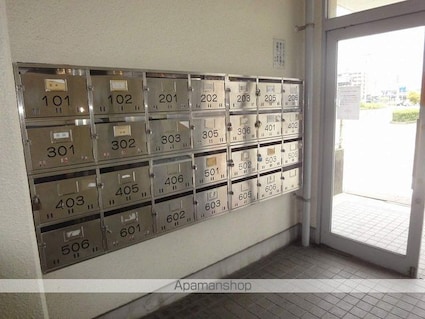 高須グランドハイツ[2DK/46m2]のエントランス