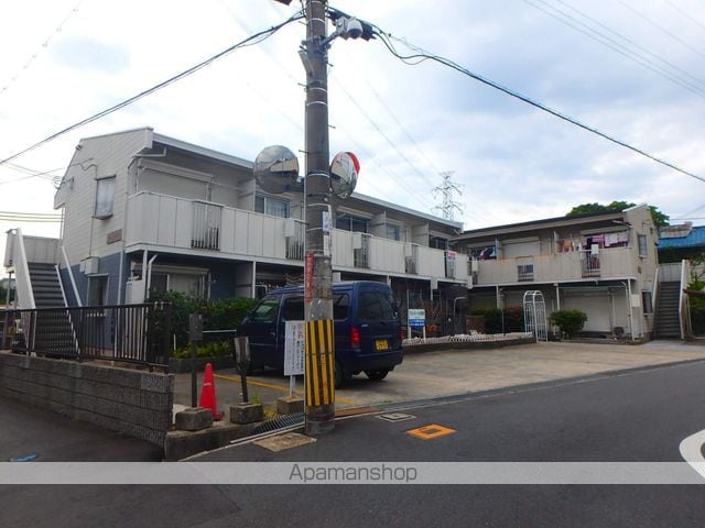 クレジール牧野 B棟の外観写真
