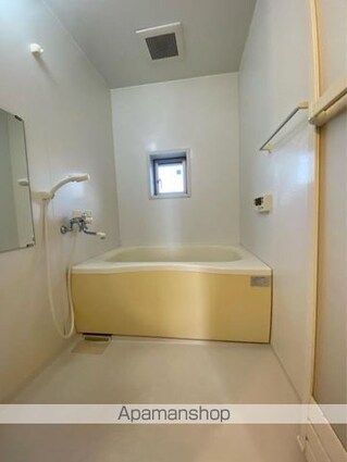 パインテイル　Ａ・Ｂ・Ｃ・Ｄ棟[2LDK/58.54m2]のバス