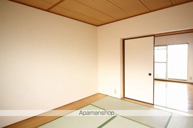 メゾーン久能の内装写真