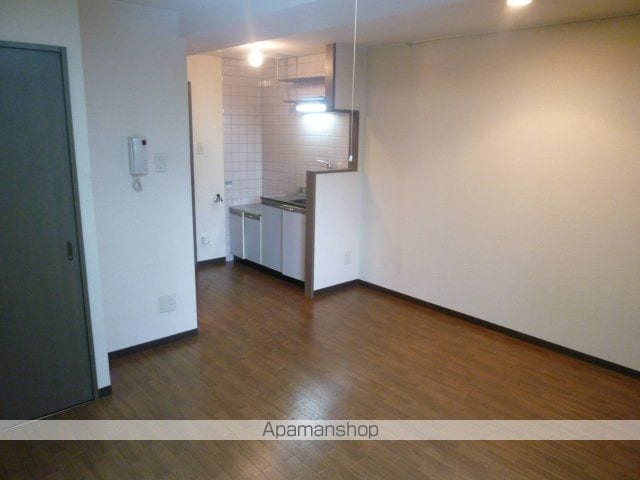 ルーブル4条館の内装写真
