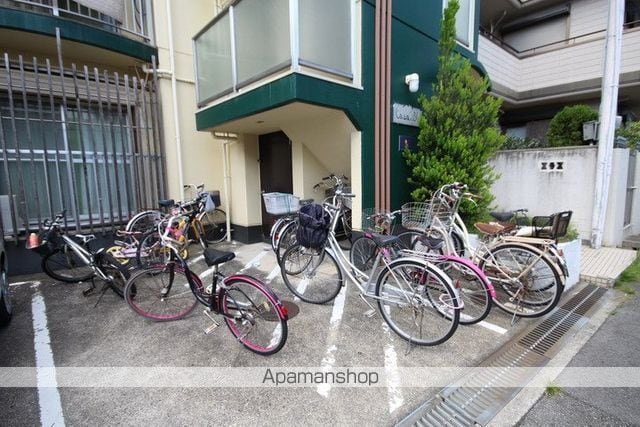 CASA396の玄関写真