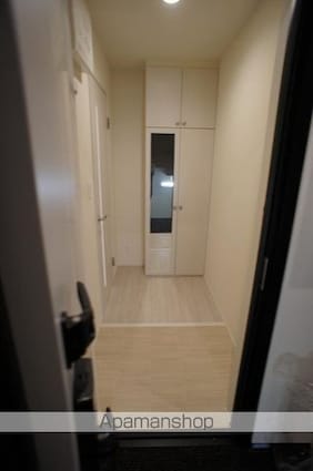 コーディアル四谷三丁目[1LDK/32.4m2]の玄関