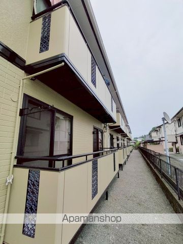 ファミール本郷 B棟の外観写真