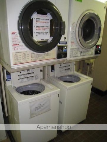東新橋ビルの外観写真