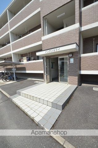11KAWAIの玄関写真