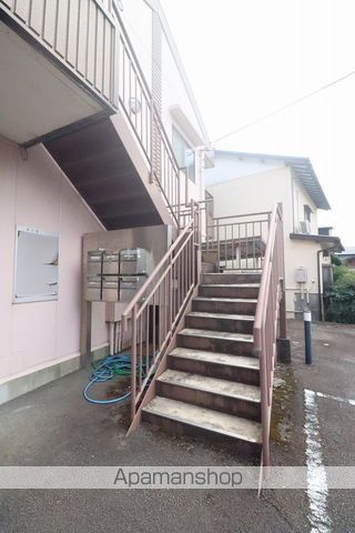 カーサ長窪Bの玄関写真
