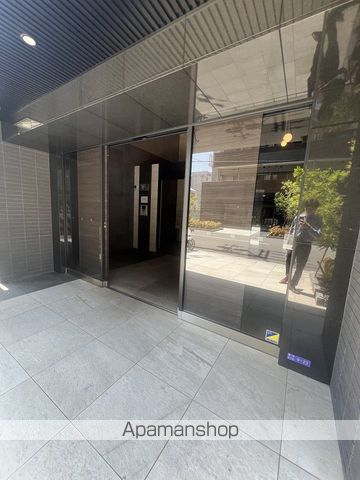 ESLEADRESIDENCE大阪福島の玄関写真