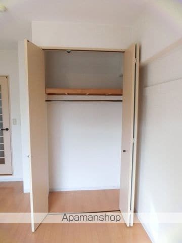 東明マンション新東の内装写真