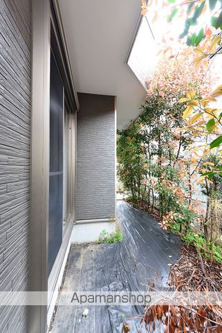 厚木市 2階建 築10年の内装写真