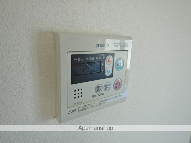 シャーメゾン八万 5番館の内装写真