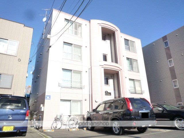グランメール学園前の外観写真