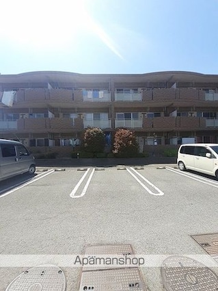 グラース　アンジュⅠ[3LDK/67.28m2]の駐車場