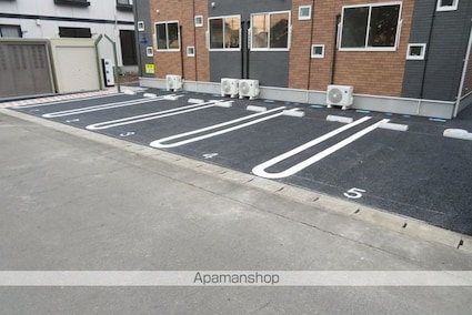 ラ・ビリテ[1DK/30.99m2]の駐車場