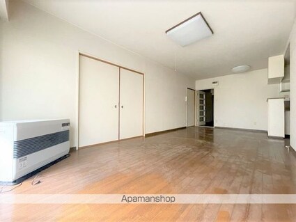 グロリアハイツ若松[3LDK/77.9m2]の内装2