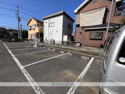 レオパレスのぼり川[1K/26.08m2]の駐車場1