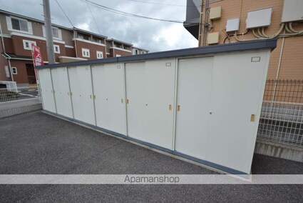 イヴ・ミオラＡ[2LDK/62.45m2]の共用部1