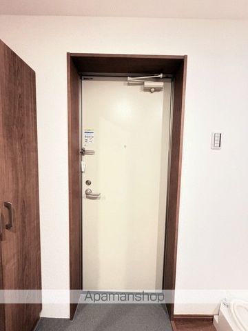 PUERTA東門前の内装写真