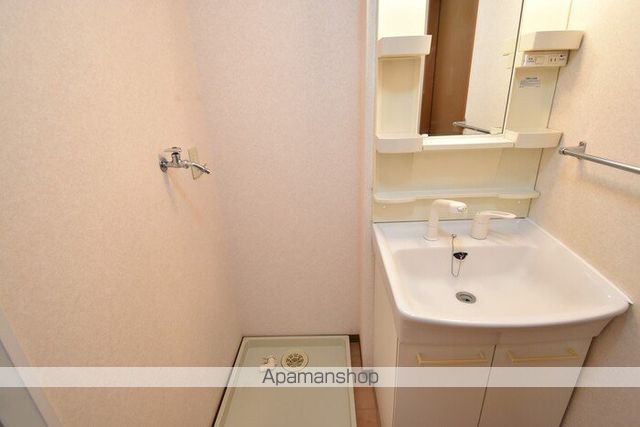 リジェール東山崎 C棟の内装写真