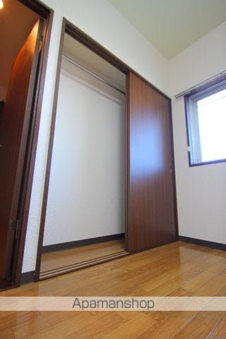 ロイヤル谷津の内装写真