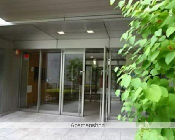 コンフォリア東品川の玄関写真