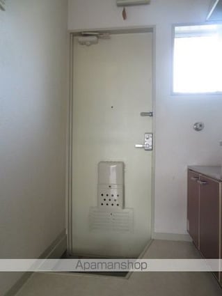 メゾンラフィーネ[1K/23.1m2]の玄関