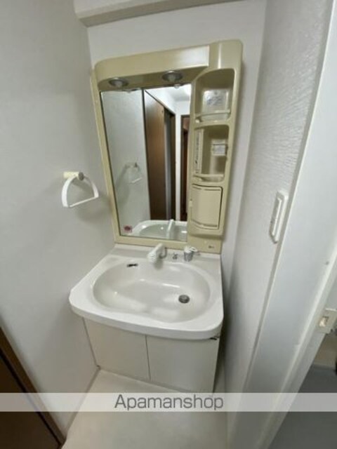 香川県高松市花ノ宮町３丁目[3LDK/72.22m2]の洗面所