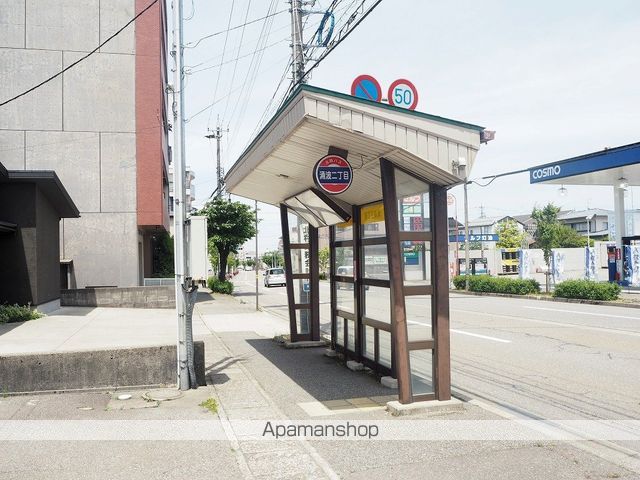 フォーレスト末町の周辺写真