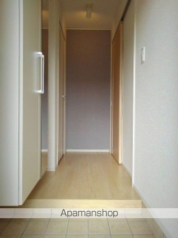 イーリス Bの内装写真