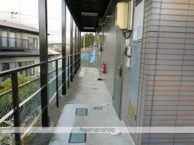 ヴィラ葉の木の玄関写真