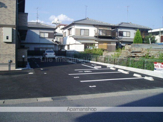 ショコラ・ゲーブルズ[1R/26.72m2]の駐車場
