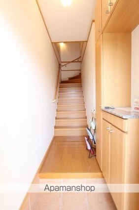 ヴィラージュⅣ[2LDK/57.02m2]の玄関