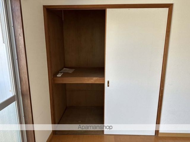 マンションタケシIの内装写真