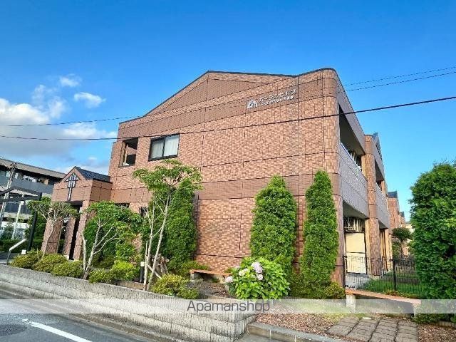 ガーデンヒルズNAKAYAMA弐番館の外観写真