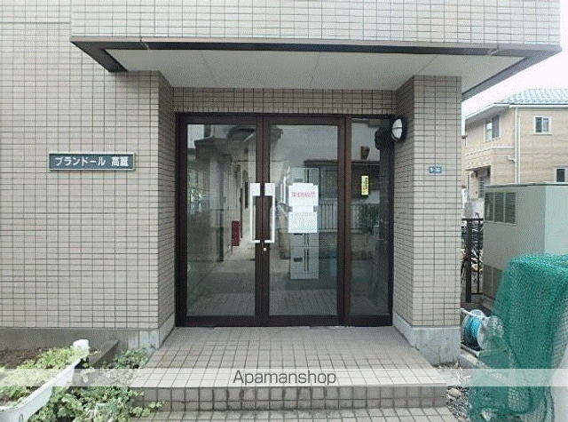 ブランドール高麗の玄関写真