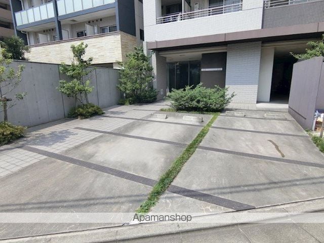 メゾン・デン・ウエストの外観写真