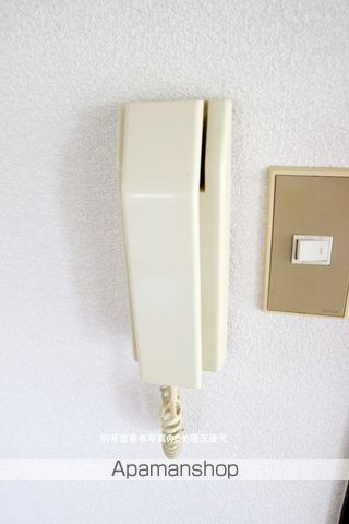 ドミール姪の浜Bの内装写真