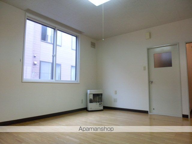 プレサントKハイツ 3号棟の内装写真