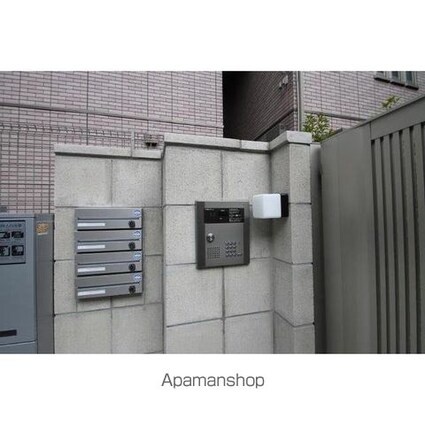 キングハウス吉祥寺Ｂ棟[1DK/29.07m2]のエントランス2