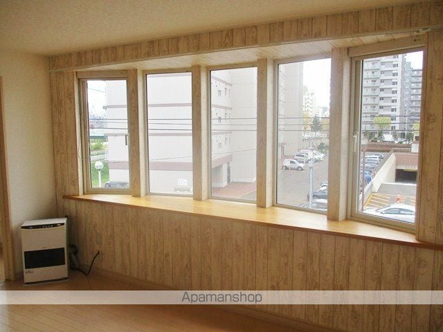 ウエストコースト大通の内装写真