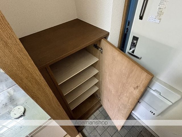 アイレットの内装写真