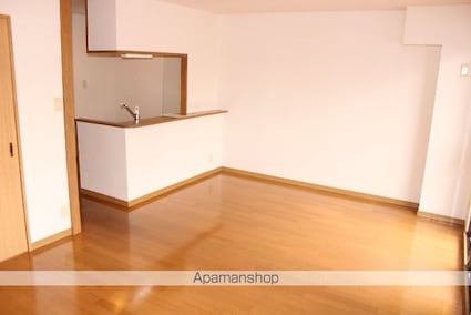 ＥＡＳＴ[2LDK/62.4m2]の内装4