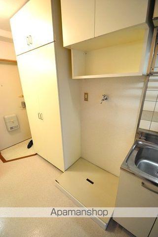 英数学館ビルの内装写真