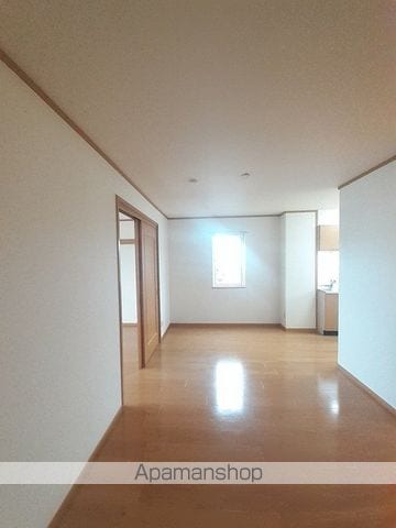 ブリッサ日高Iの内装写真