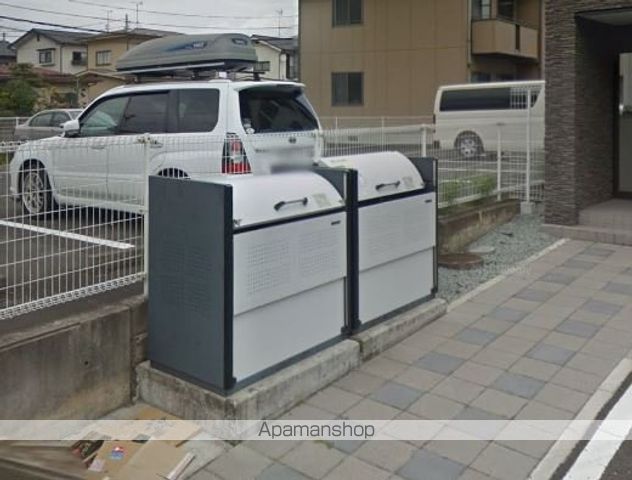 クレストIIIの外観写真